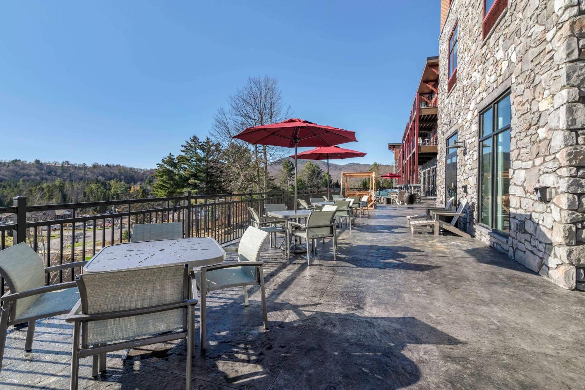 Cambria Hotel Lake Placid - Lakeside Resort Екстериор снимка
