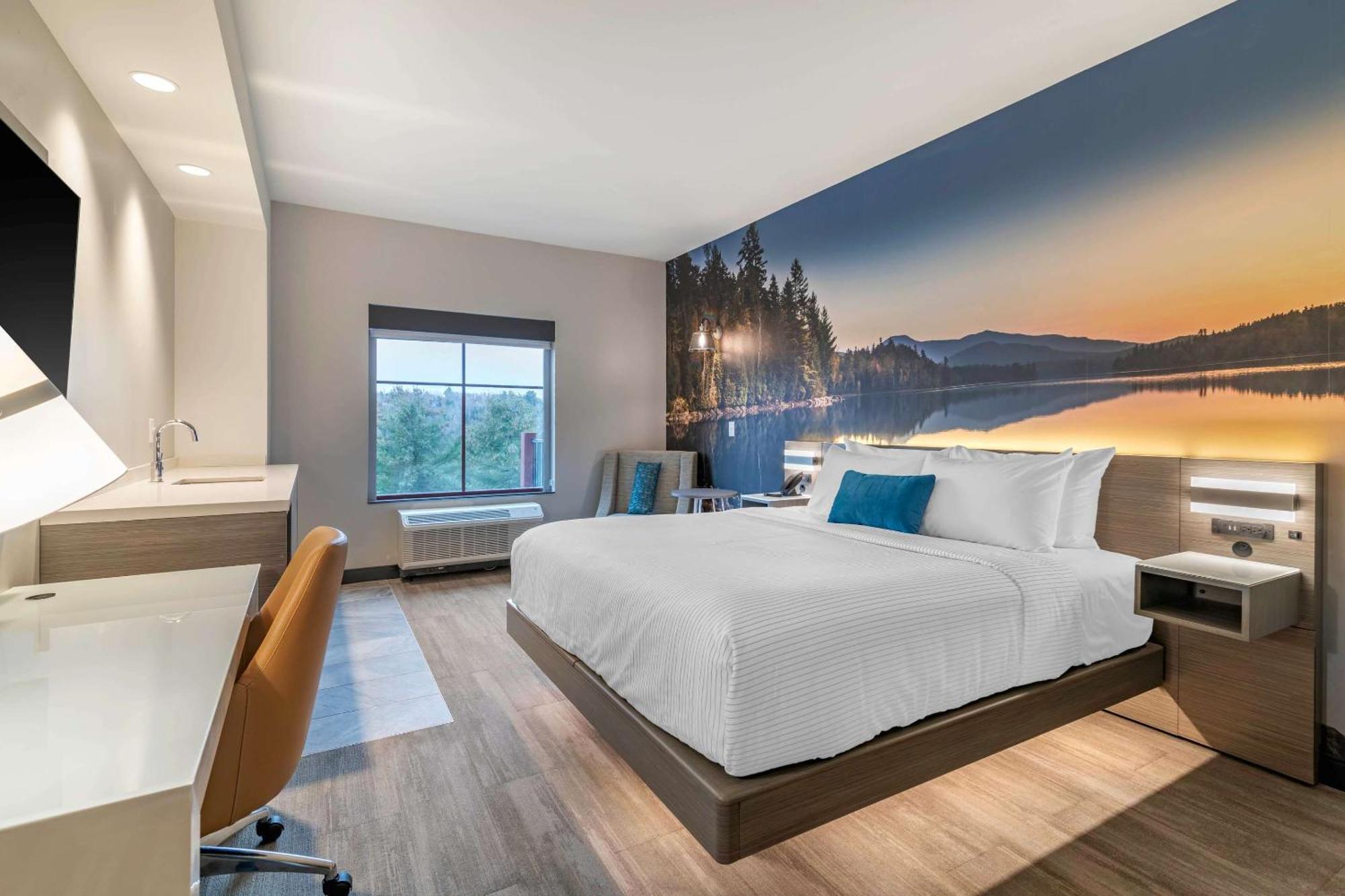 Cambria Hotel Lake Placid - Lakeside Resort Екстериор снимка